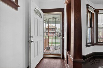 127/129 W. Buena Vista - AIS-HASE LLC, Unit 129 -lower in Highland Park, MI - Foto de edificio - Building Photo