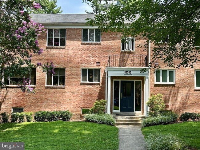 property at 10505 Montrose Ave