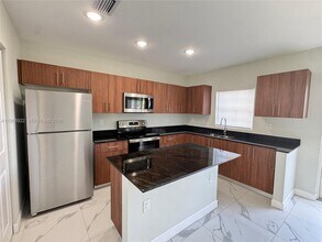 1310 NW 6th Ave in Florida City, FL - Building Photo - Building Photo