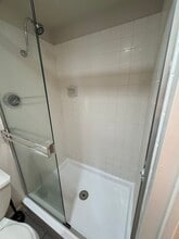 600 E 8th St, Unit 7J in Kansas City, MO - Building Photo - Building Photo