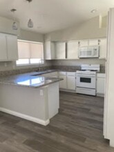2904 Ensalmo Way in Laughlin, NV - Building Photo - Building Photo