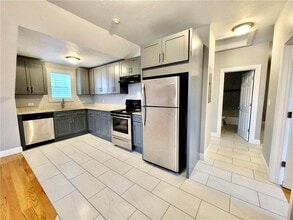 525 Charles St in Providence, RI - Building Photo - Building Photo