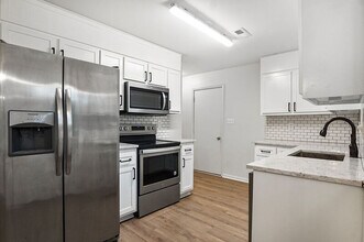 4418 Englewood Rd in Helena, AL - Building Photo - Building Photo