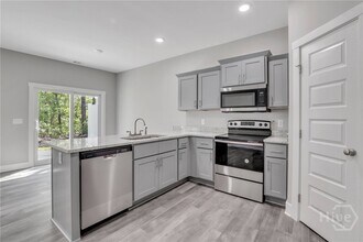 105 Sherwood Ct in Rincon, GA - Building Photo - Building Photo