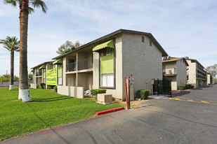 Contempo 15/Desert Sands Apartments