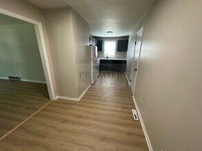 10011 Bellaire Ave in Kansas City, MO - Building Photo - Building Photo