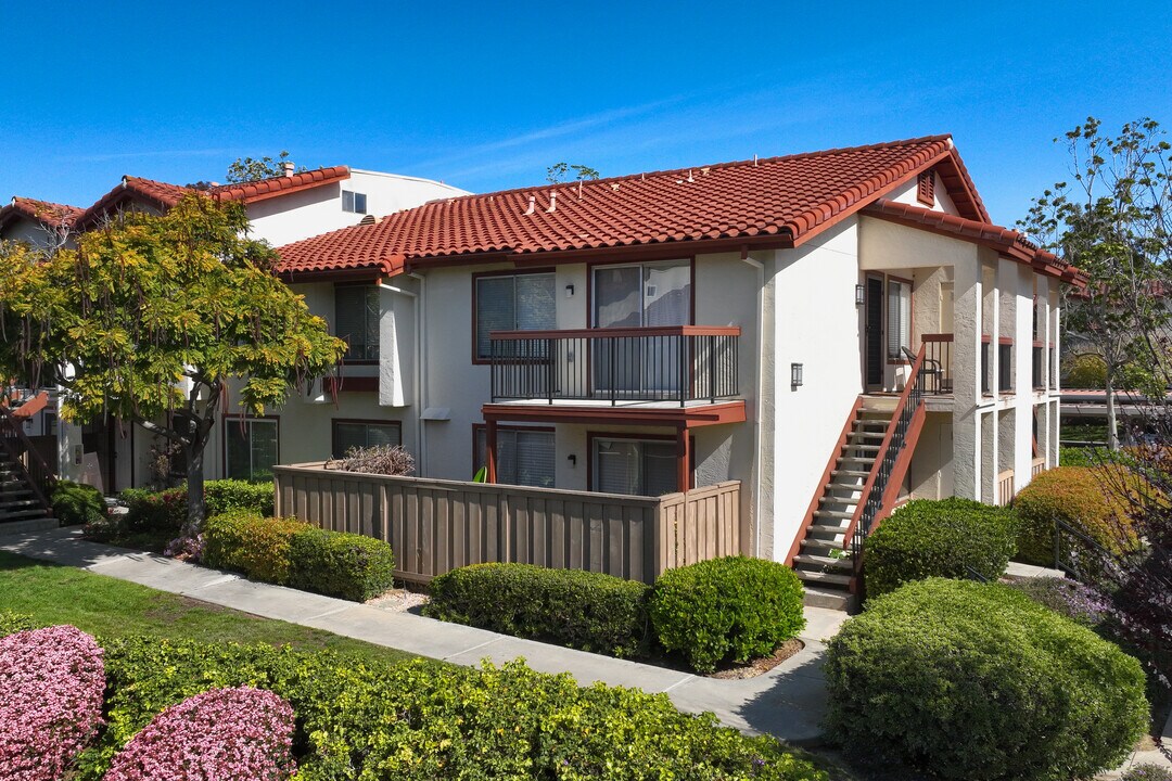 La Paz in San Diego, CA - Building Photo