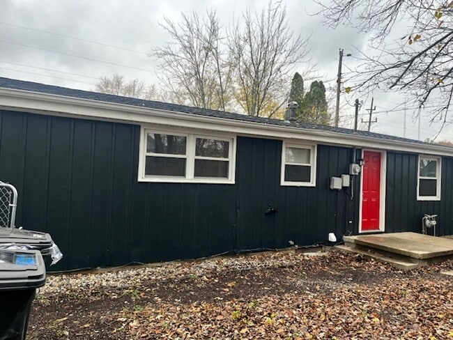 2301 Beck Ln in Lafayette, IN - Building Photo - Building Photo