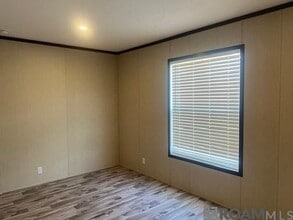 43451 Cannon Rd in Gonzales, LA - Building Photo - Building Photo