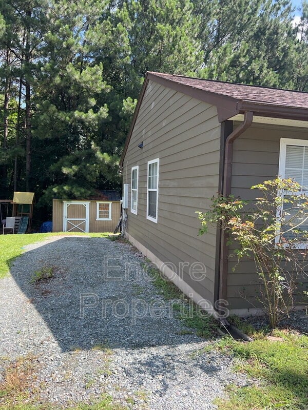 705 Piper St in Durham, NC - Building Photo - Building Photo