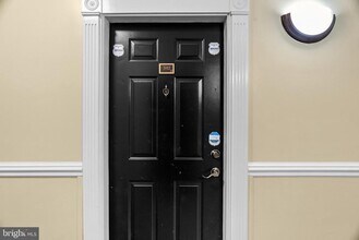 4852 Eisenhower Ave in Alexandria, VA - Building Photo - Building Photo