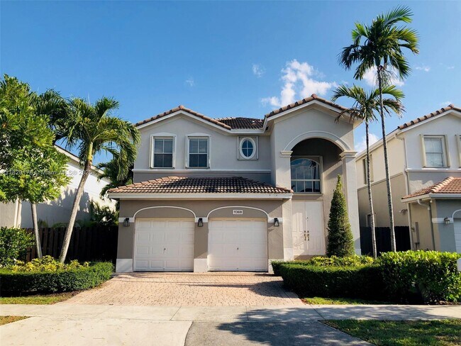 11368 NW 46th Ln in Doral, FL - Building Photo - Building Photo