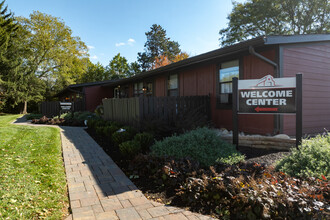 Ten56 Apartments in Wooster, OH - Building Photo - Building Photo