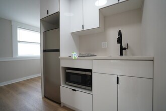 142 Dorchester St in Boston, MA - Building Photo - Building Photo