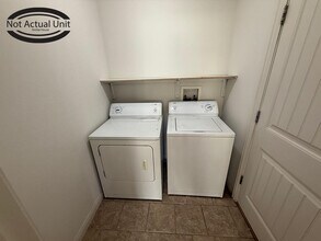 7437 Noah Ct in Columbia, MO - Building Photo - Building Photo