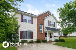 3801 Heather View Ln in Winston-Salem, NC - Building Photo