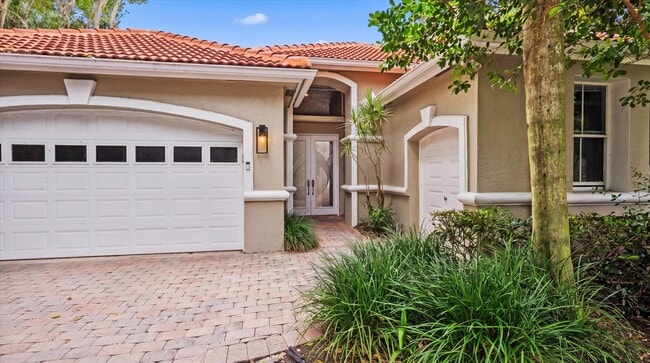 10891 Fairmont Village Dr in Wellington, FL - Building Photo - Building Photo