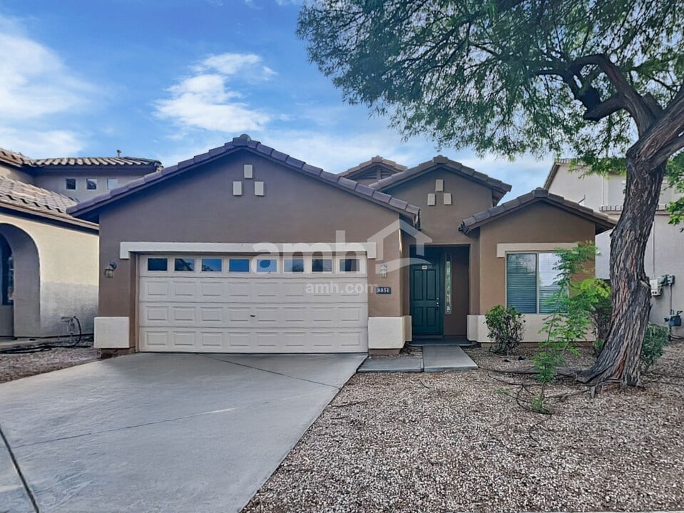 8851 W Payson Rd in Tolleson, AZ - Building Photo