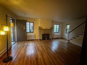 641 Bower Hill Rd in Pittsburgh, PA - Building Photo - Building Photo