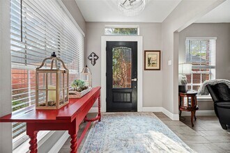 14434 Old Tybee Rd in Houston, TX - Foto de edificio - Building Photo