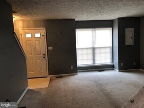 403 Chatham Square in Winchester, VA - Building Photo - Building Photo