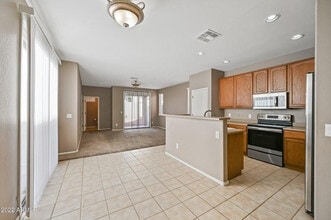 3652 E Temecula Way in Gilbert, AZ - Building Photo - Building Photo