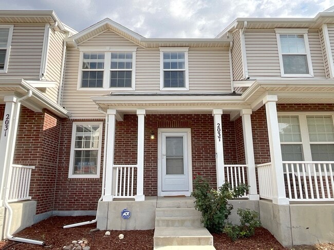 property at 2037 Squawbush Ridge Grove