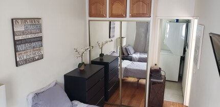 466 S Wetherly Dr, Unit 1 in Beverly Hills, CA - Foto de edificio - Building Photo