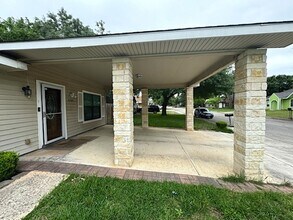 4707 Swann Ln in San Antonio, TX - Building Photo - Building Photo