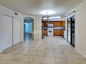 9325 E Oro Ave in Mesa, AZ - Building Photo - Building Photo