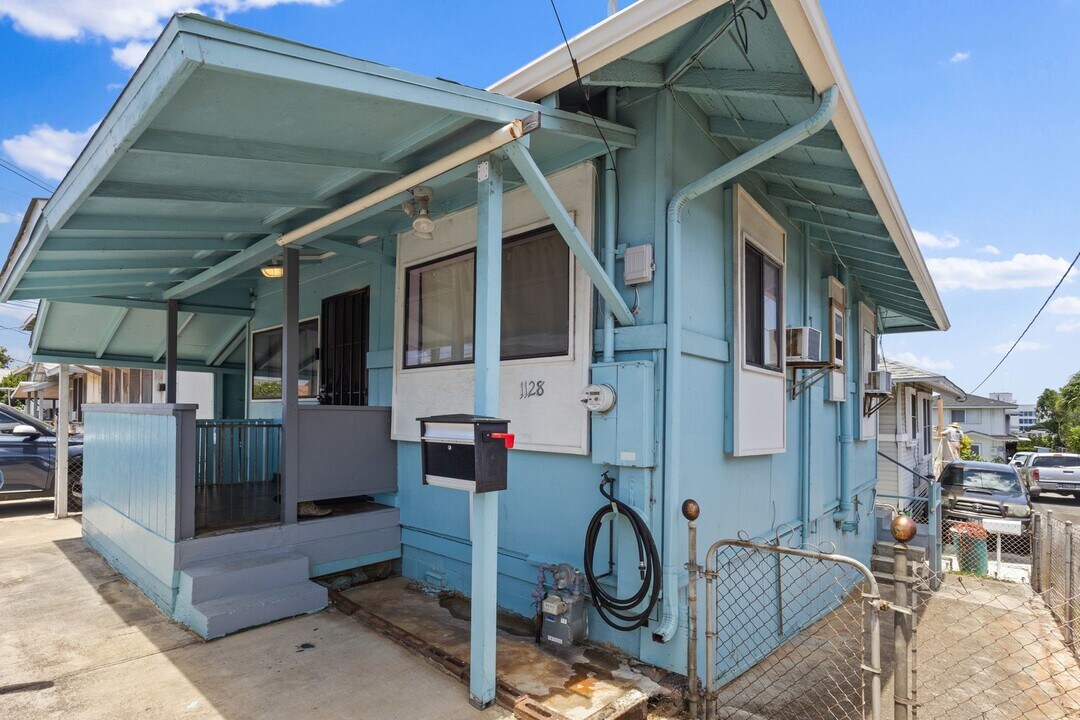 1128 2nd Ave in Honolulu, HI - Building Photo