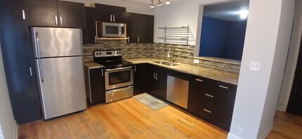 335 Crafton St in Winston-Salem, NC - Foto de edificio - Building Photo