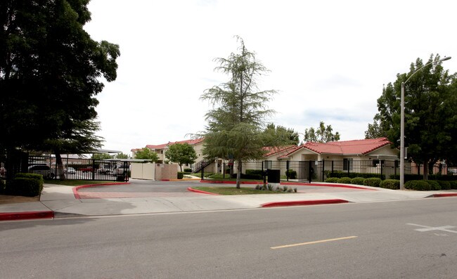 Vintage Woods in Perris, CA - Foto de edificio - Building Photo