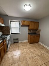 56 S Munn Ave in East Orange, NJ - Foto de edificio - Building Photo