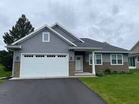 9505 Excalibur Dr in Schofield, WI - Building Photo