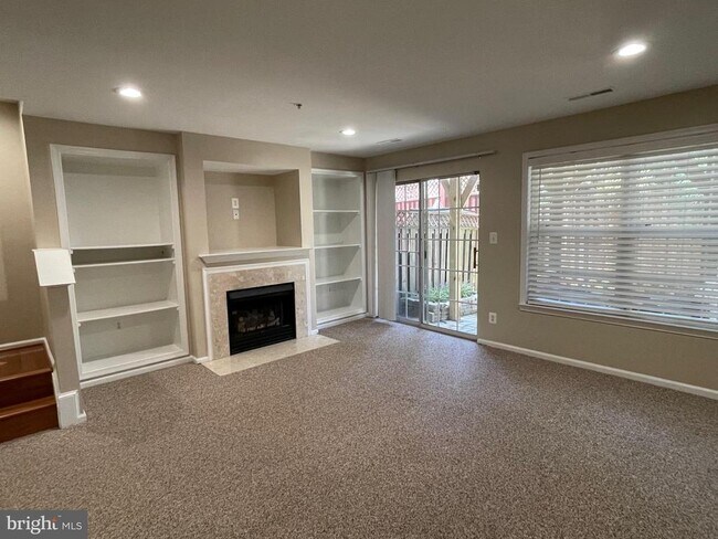 129 Martin Ln in Alexandria, VA - Building Photo - Building Photo