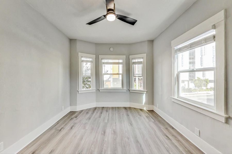 1444 1st Ave Pl in Oakland, CA - Building Photo