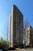 Harley House in Vancouver, BC - Building Photo