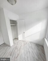 6965 Clinton Rd in Upper Darby Township, PA - Building Photo