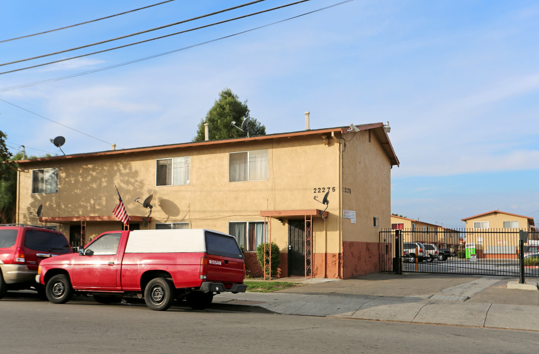 Windemere Apartments in Hayward, CA - Building Photo