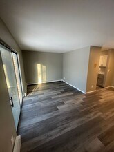 1710 Elder St. (10 Unit) in Waukesha, WI - Building Photo - Interior Photo