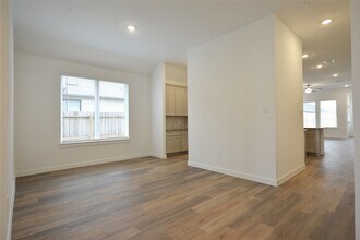 4116 Sterling Spgs in League City, TX - Building Photo - Building Photo