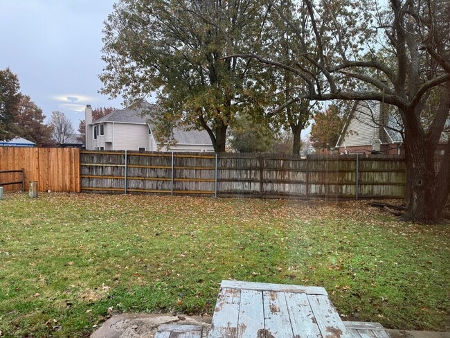 7903 N 122nd East Ave in Owasso, OK - Foto de edificio - Building Photo