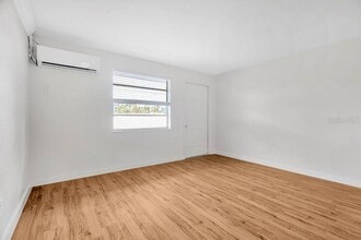 6701 S West Shore Blvd in Tampa, FL - Building Photo - Building Photo