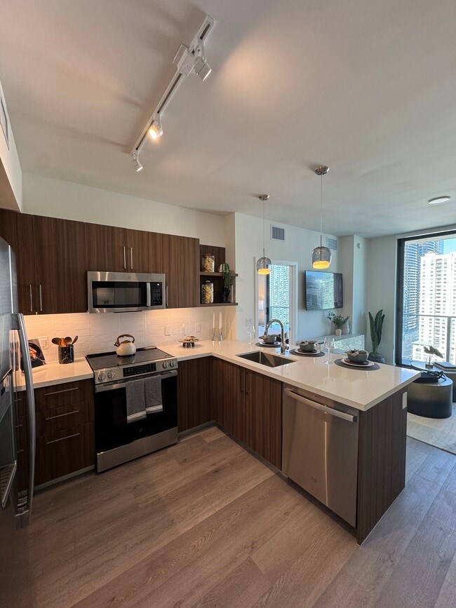 property at 195 SW 9th St