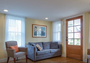 71 Delaware Ave in Ocean Grove, NJ - Foto de edificio - Building Photo