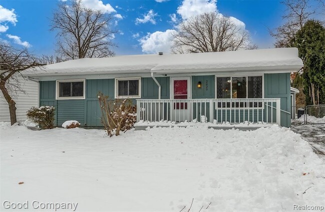 property at 2829 Wall St