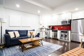 809 9th Ave in New York, NY - Building Photo - Building Photo