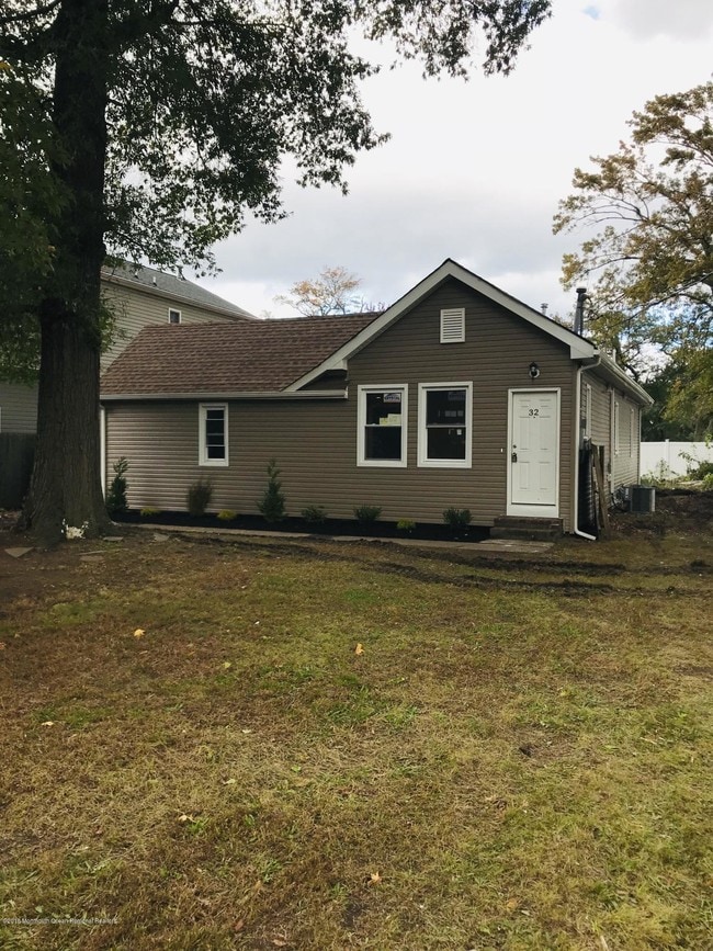 32 Frazee Pl