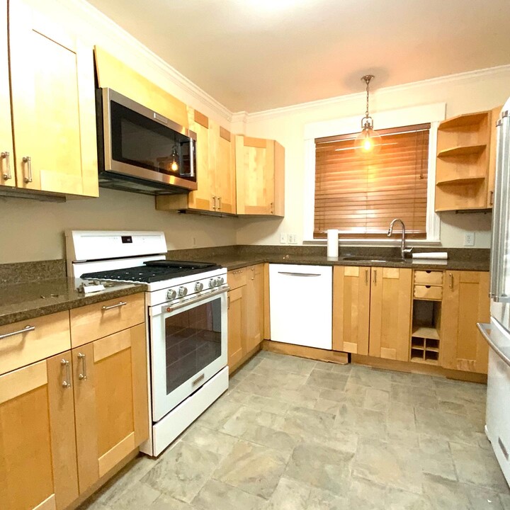 59 Sacramento St in Cambridge, MA - Building Photo